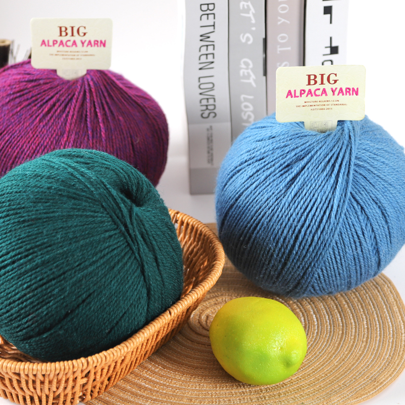 Large Skeins of Alpaca Yarn, M - Skee Ball Arcade reseña y precio